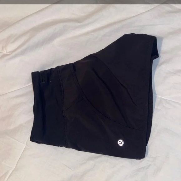 Lululemon Athletica Speed Up Shorts - Picture 2 of 6